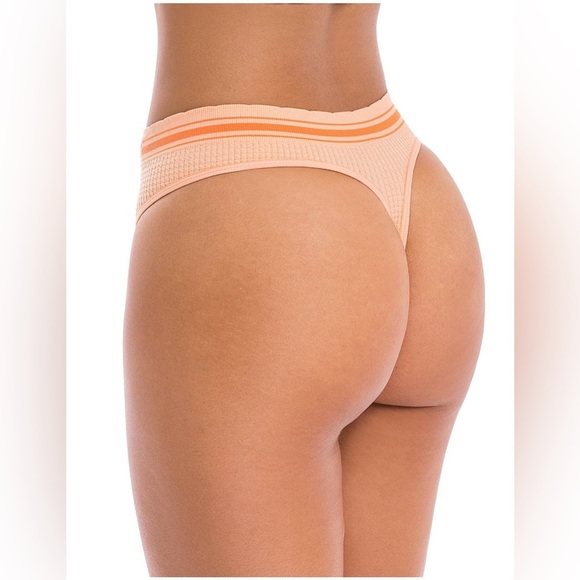 Kindly Yours Women's Seamless Thong Underwear 3-Pack - Picture 3 of 6
